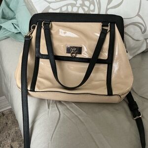 Kate Spade patent purse.EUC